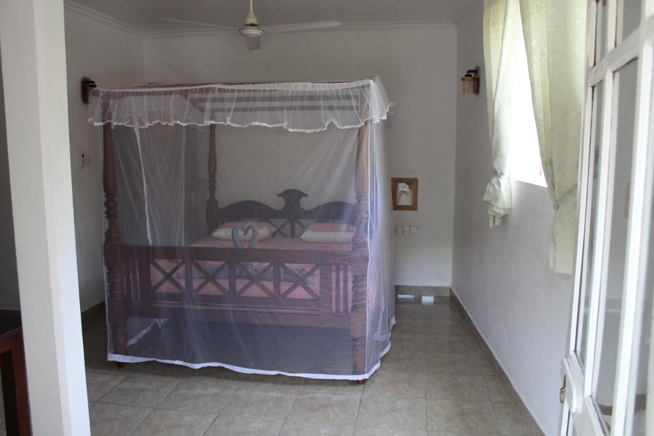 Blue Eyes Inn Unawatuna Εξωτερικό φωτογραφία