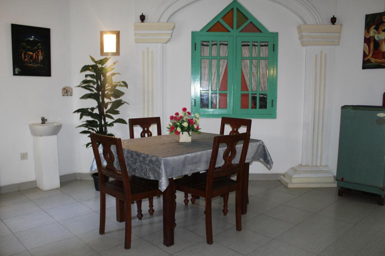 Blue Eyes Inn Unawatuna Εξωτερικό φωτογραφία