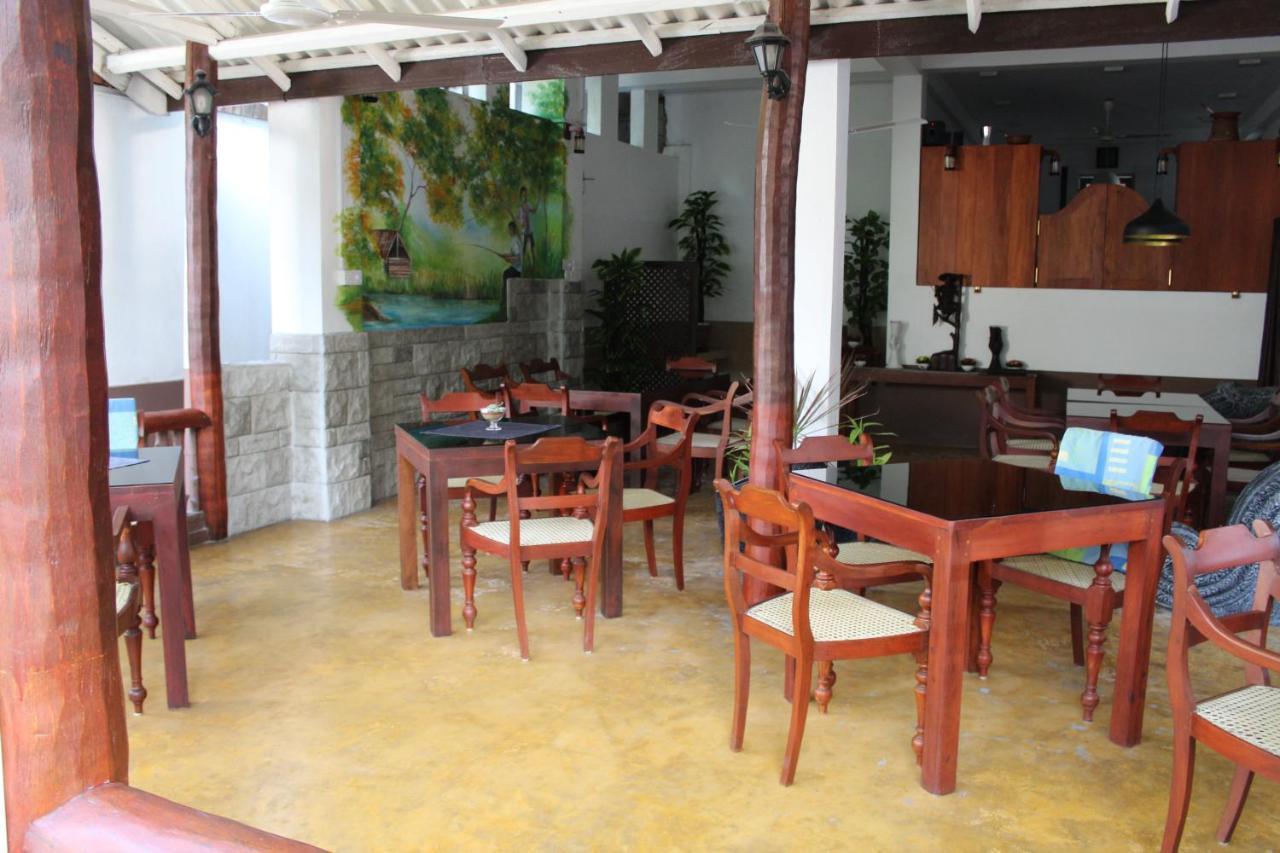Blue Eyes Inn Unawatuna Εξωτερικό φωτογραφία