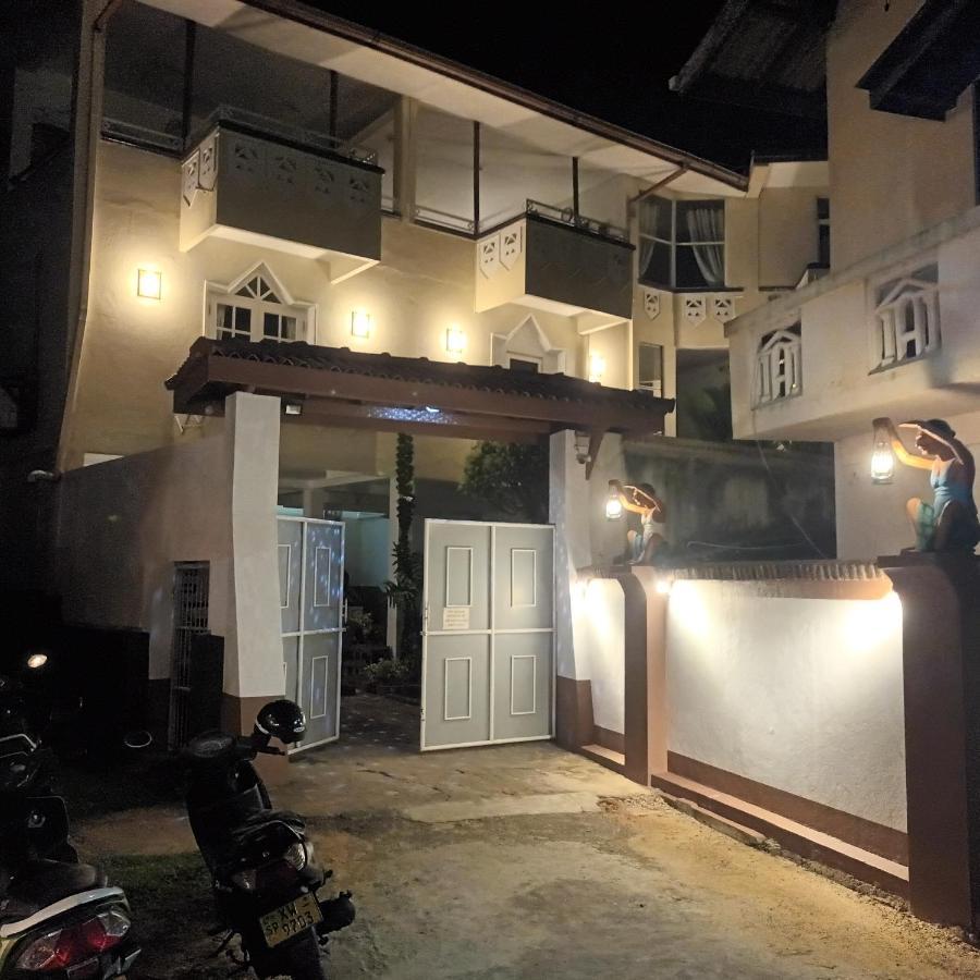 Blue Eyes Inn Unawatuna Εξωτερικό φωτογραφία