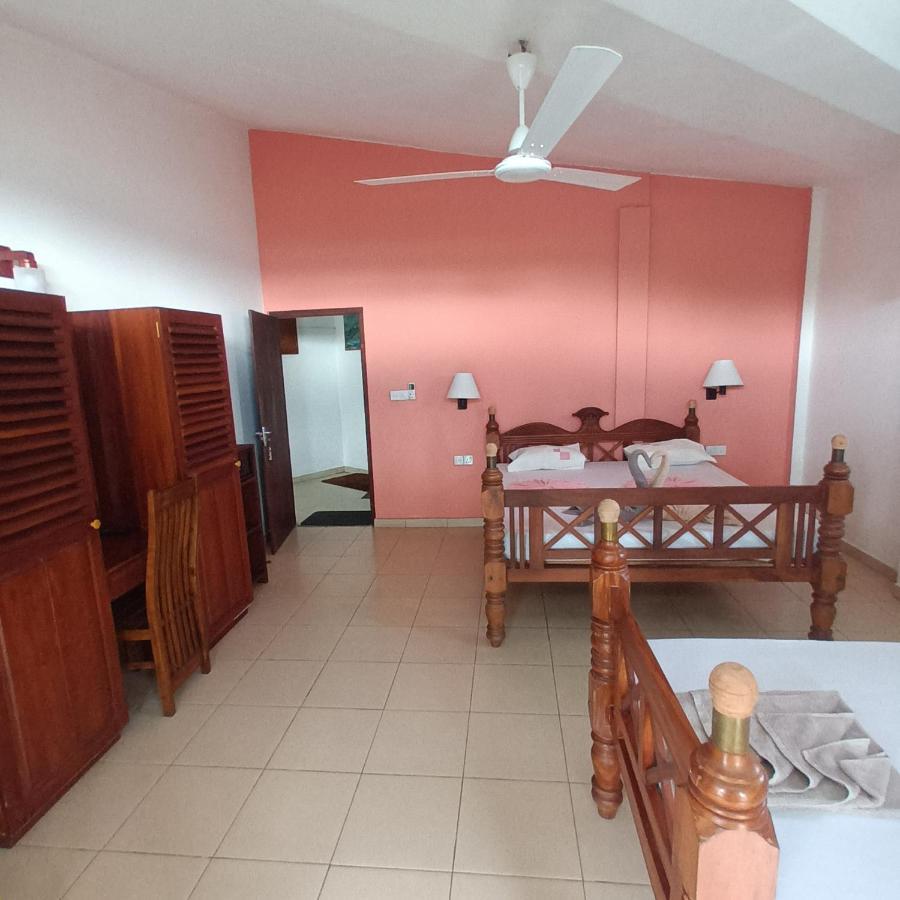 Blue Eyes Inn Unawatuna Εξωτερικό φωτογραφία